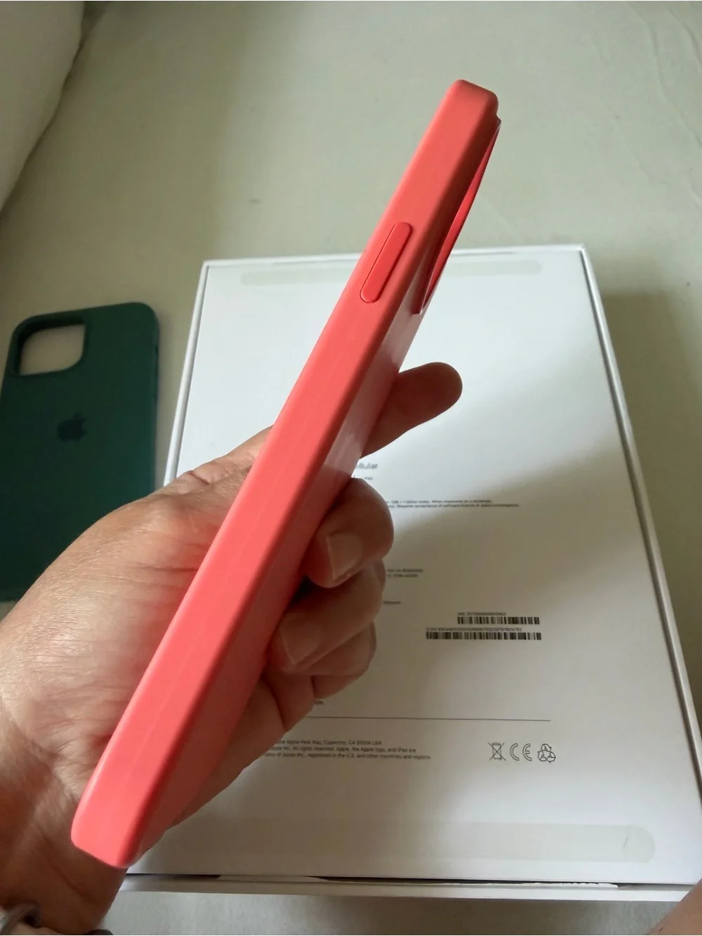 Apple Silicone Case - Coral Pink